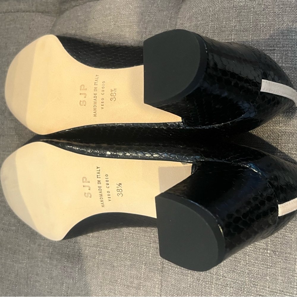 New in box SJP Sarah Jessica Parker Black Women's Shoes heels beloven - Picture 12 of 12